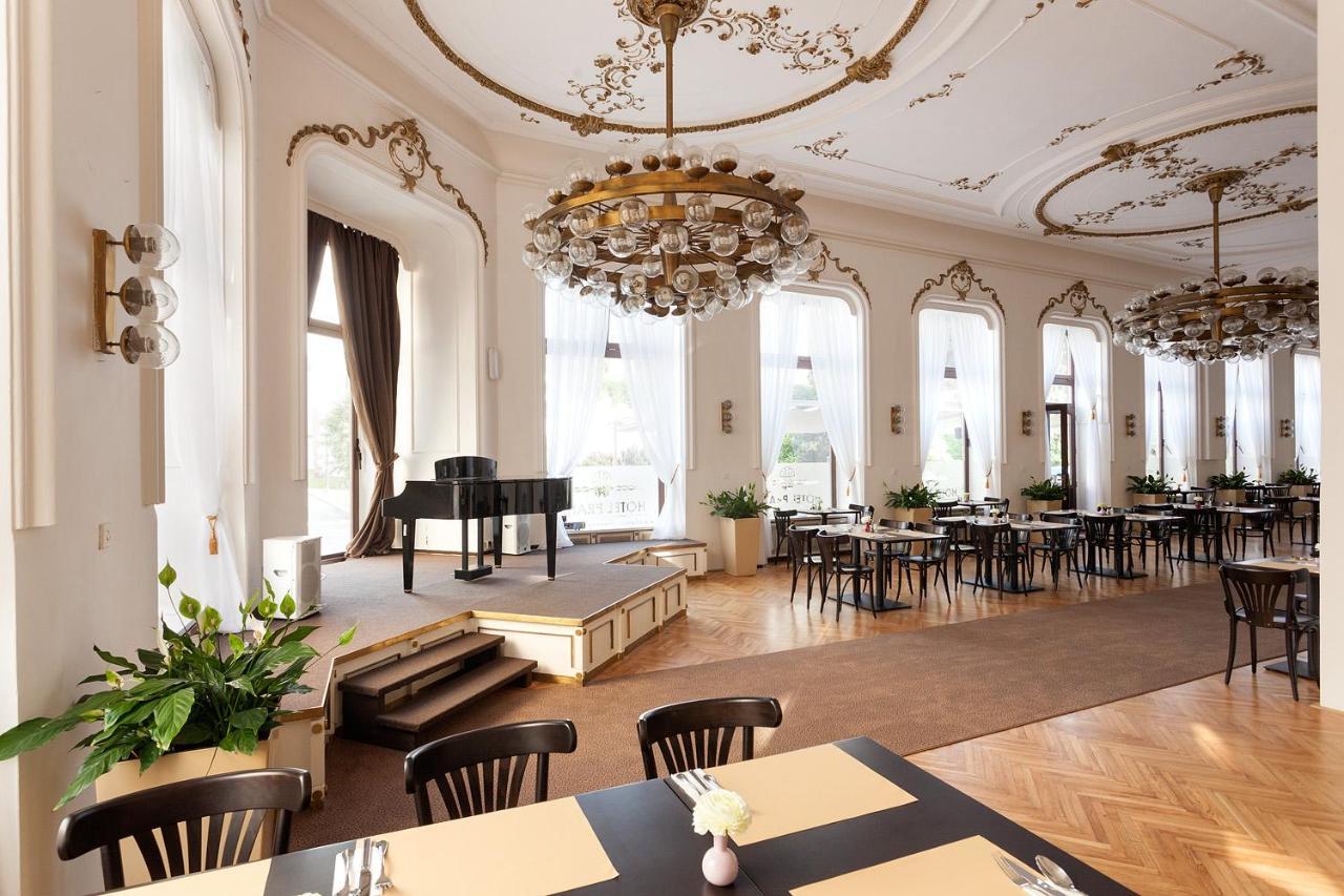 B&B Hotel Praha Nový Jičín Esterno foto