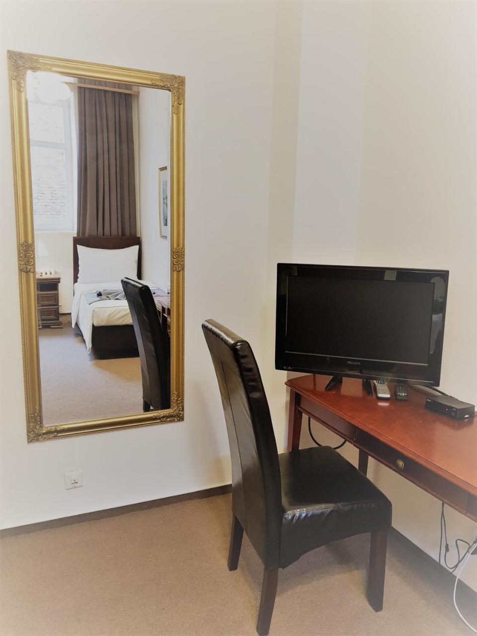 B&B Hotel Praha Nový Jičín Esterno foto